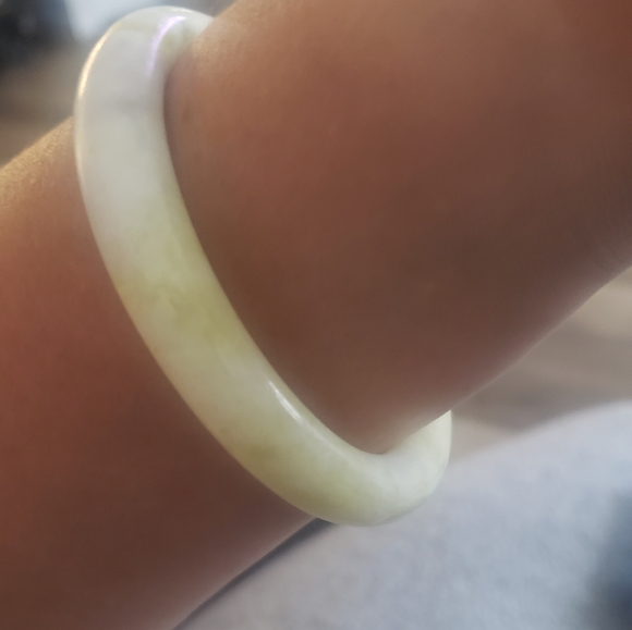 Jade bracelet - Picture 7 of 8